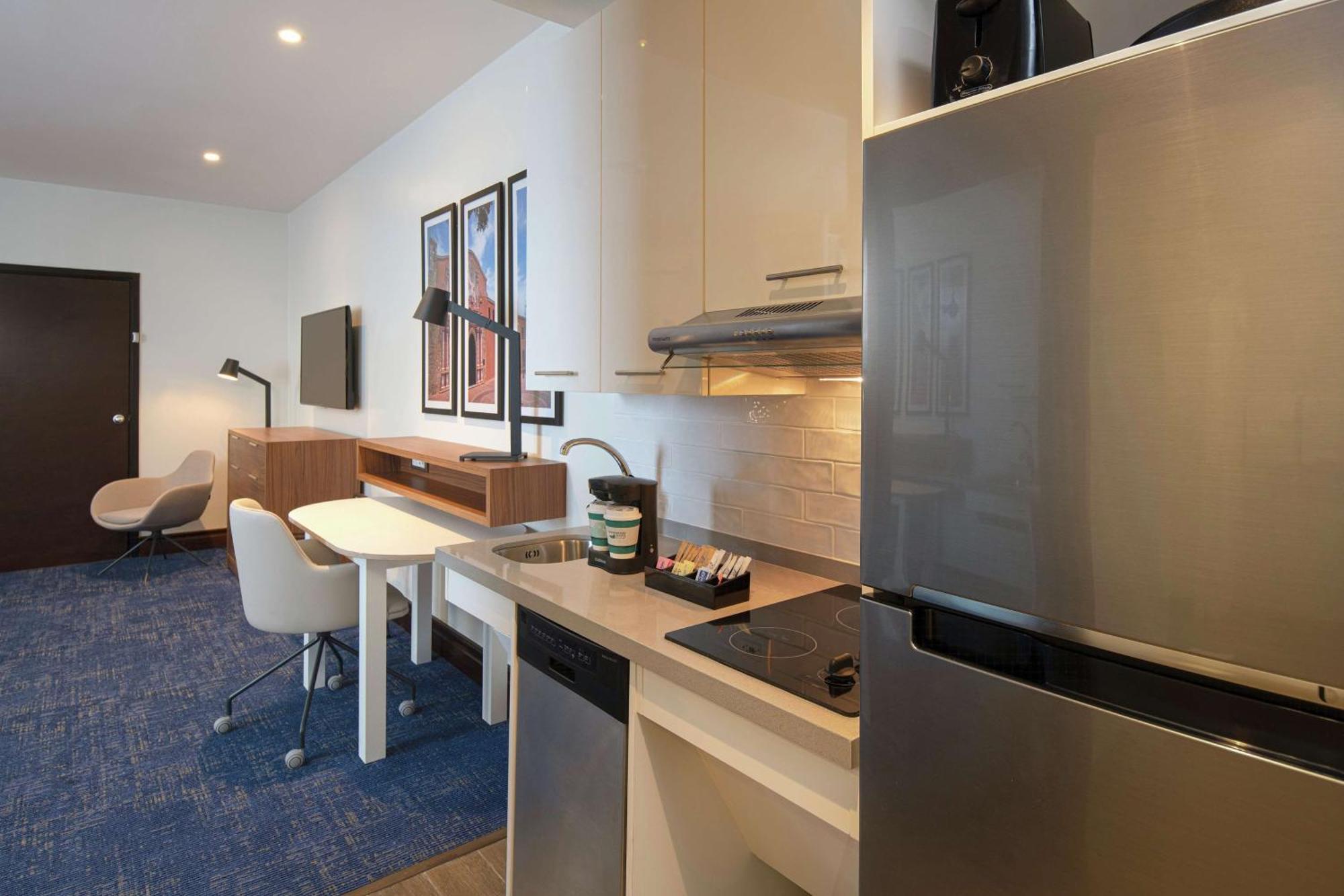 Homewood Suites By Hilton Santo Domingo Bagian luar foto