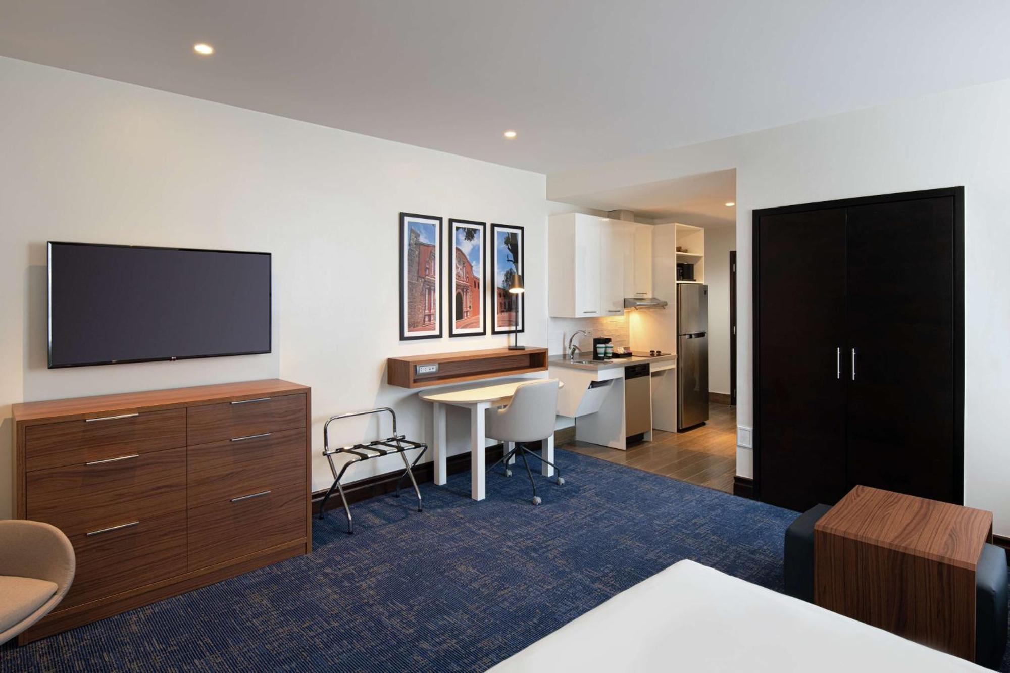 Homewood Suites By Hilton Santo Domingo Bagian luar foto