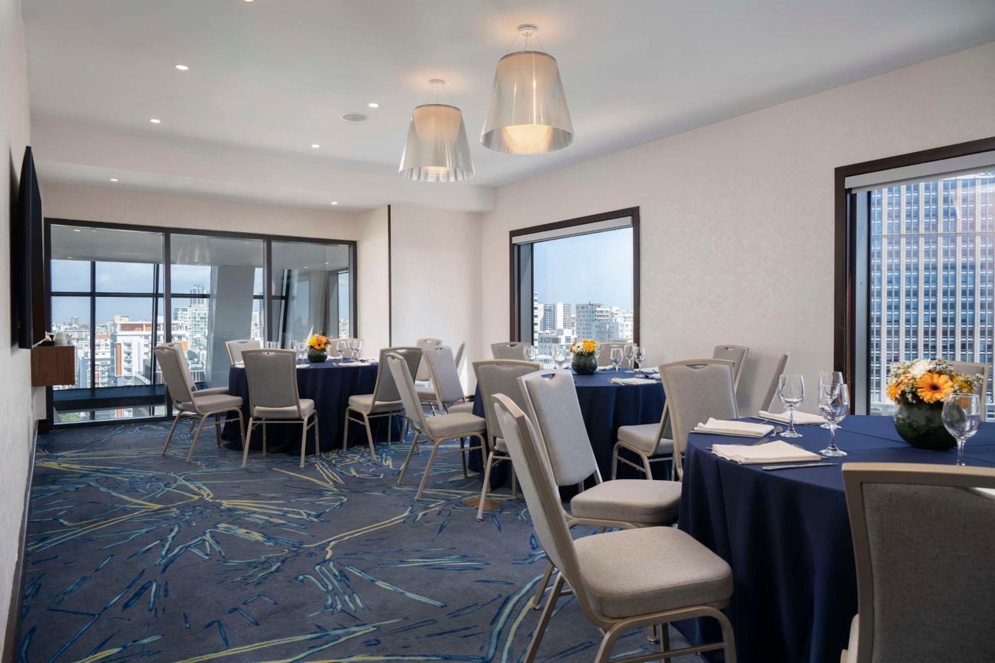 Homewood Suites By Hilton Santo Domingo Bagian luar foto