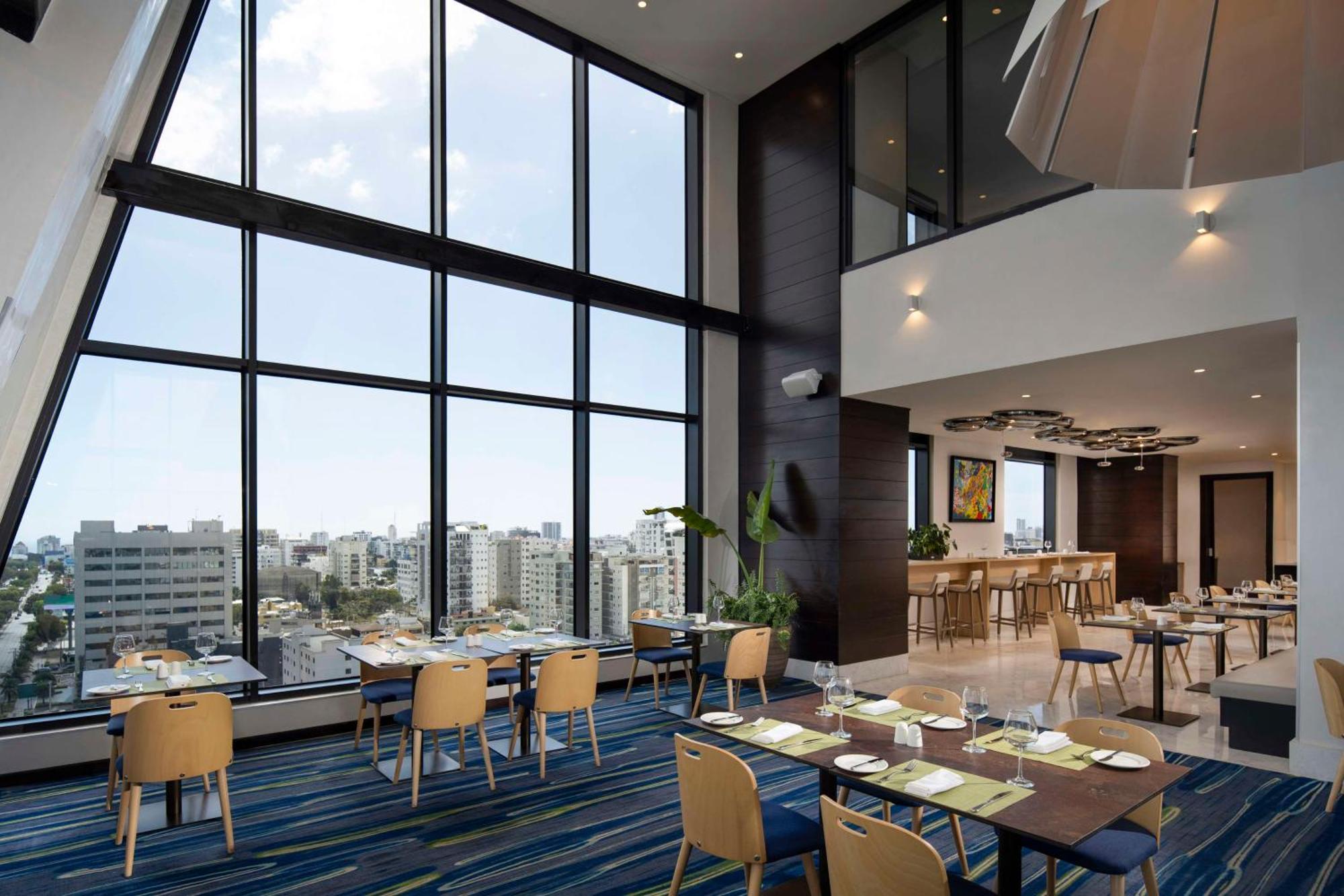 Homewood Suites By Hilton Santo Domingo Bagian luar foto